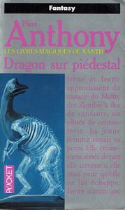 Dragon sur pidestal